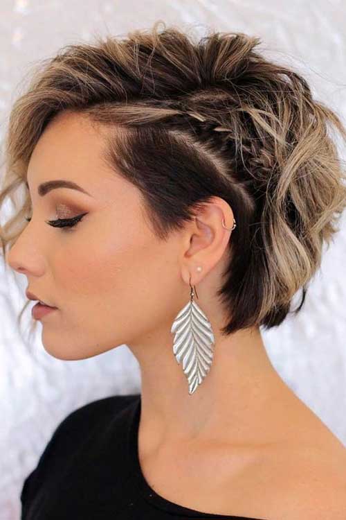 Feather Style Earrings 