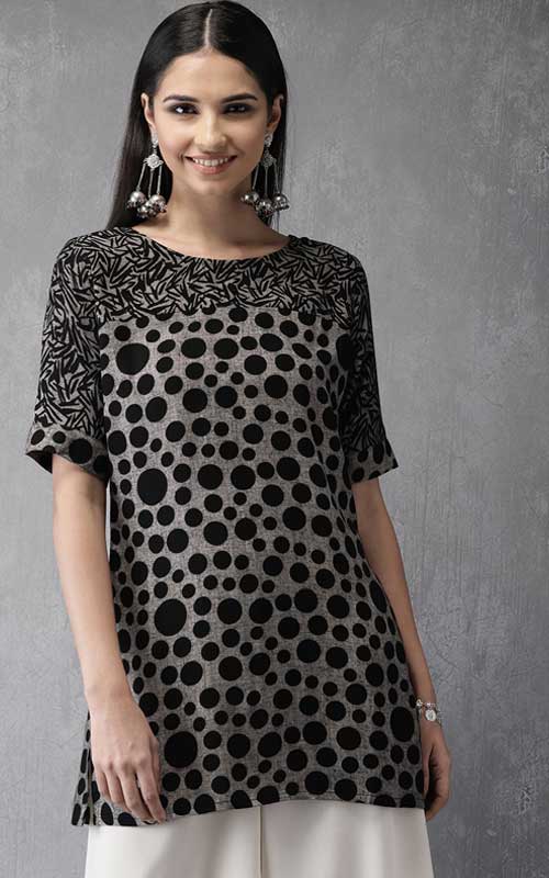 Grey & Black Printed Straight Kurti