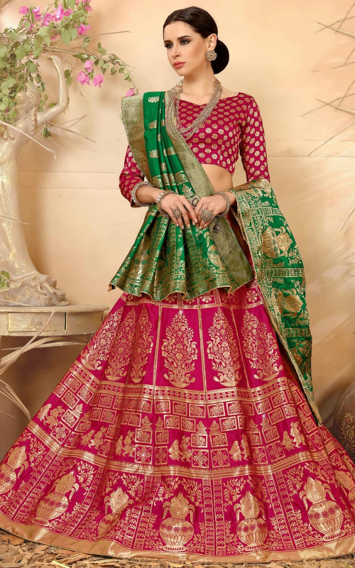 Flared lehenga with contrast dupatta