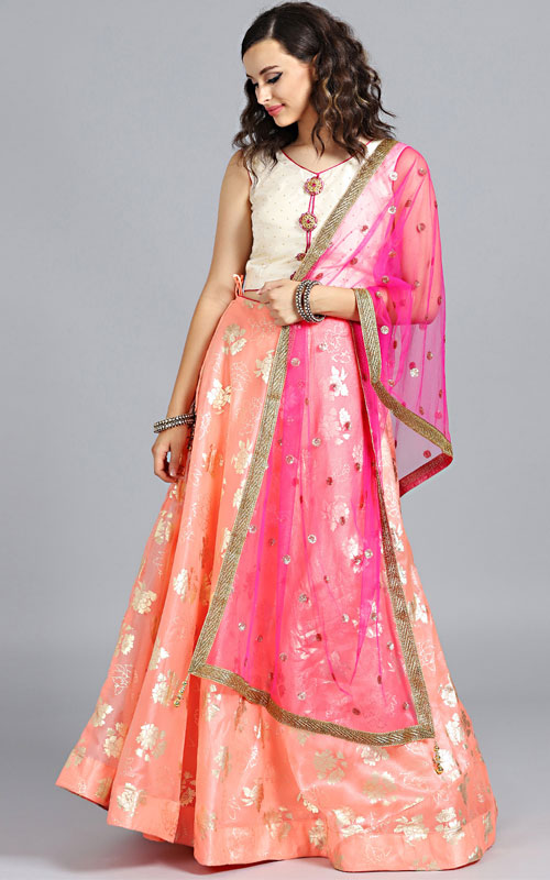 Peach-Coloured & Off-White Printed Lehenga Choli