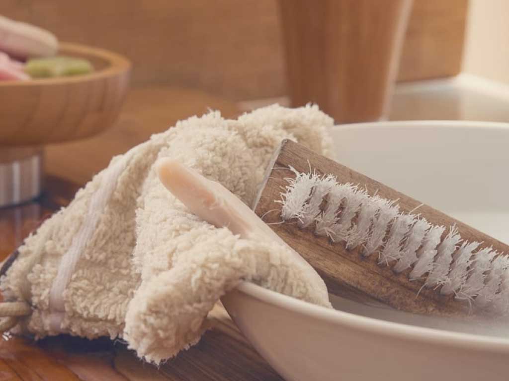 Cloth Washing Brush And Soap