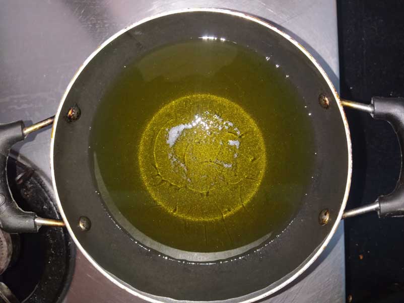 कड़ाही में घी