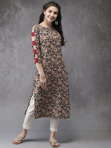 Kurti with Slit Sleeves, Contrasting Fabric