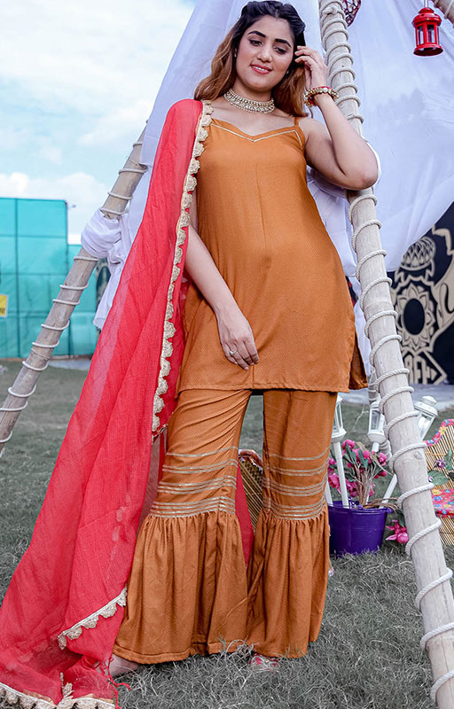 Brown Dobby Kurta With Dupatta 