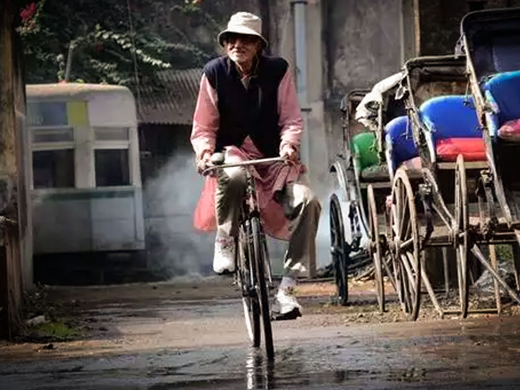 পিকু সিনেমায় নোনাপুকুর ট্রাম ডিপো