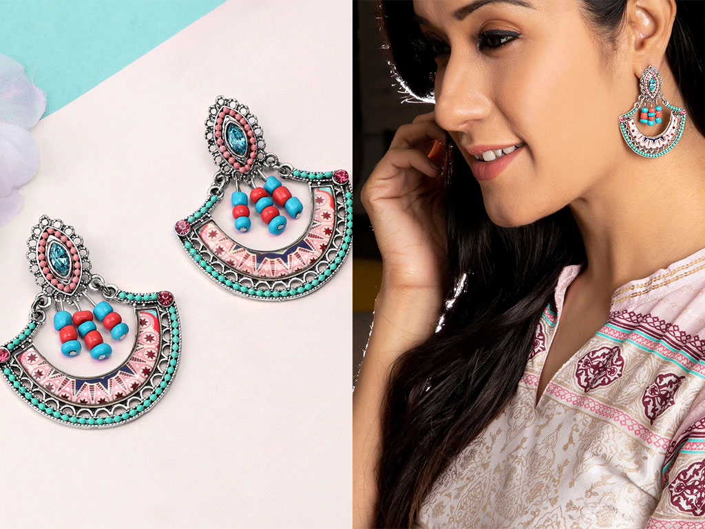 Silver-Toned & Green Floral Handcrafted Chandbalis