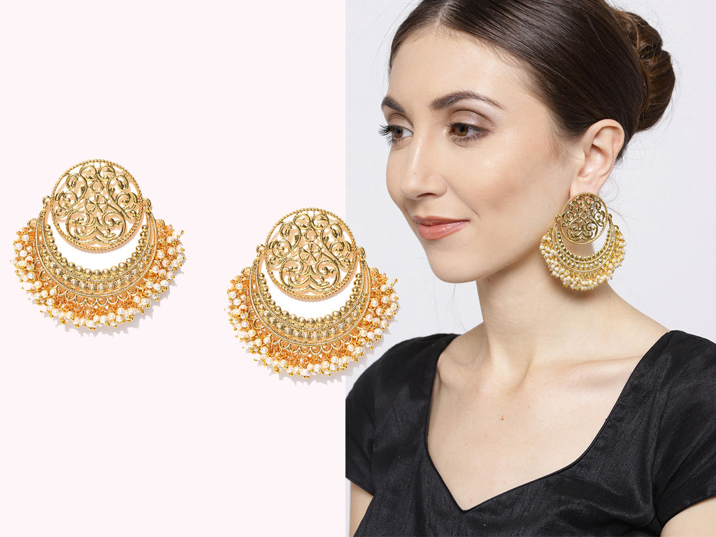 Off-White Gold-Plated Circular Chandbalis
