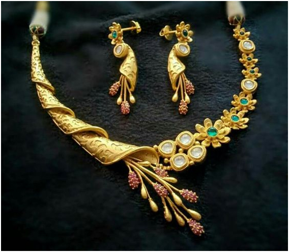 Twisted Gold Necklace 