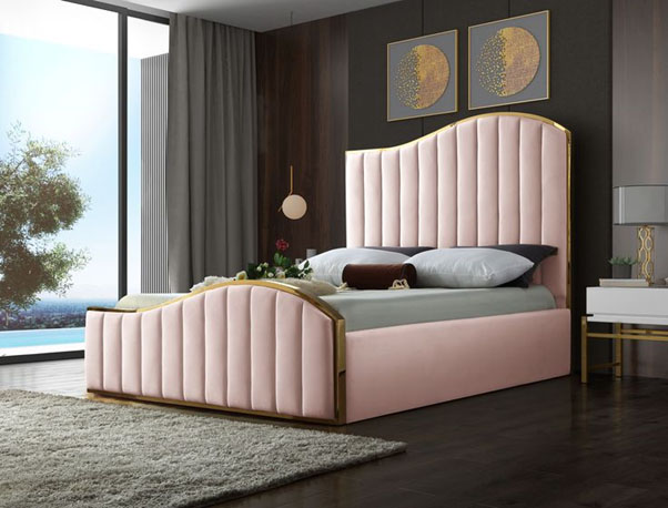 Wulf Velvet Upholstered Platform Bed 