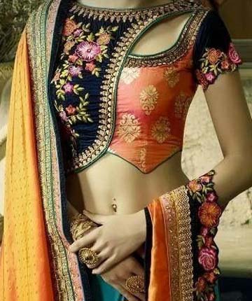 Front Leaf Pattern Blouse Design