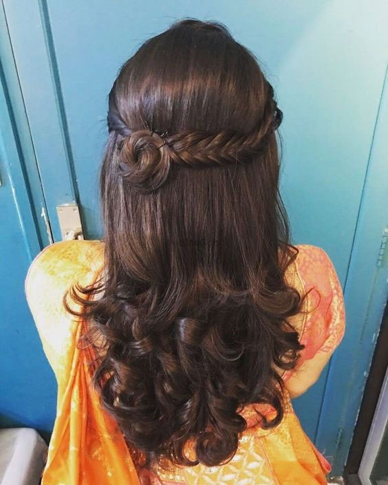 Open Hair Hairstyle For Bride