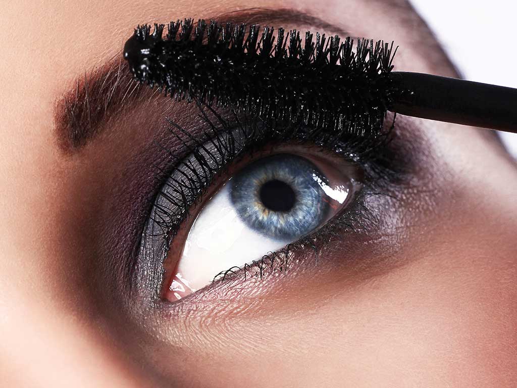 mascara smokey eye