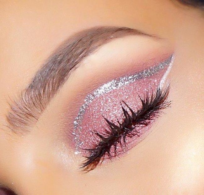 Glitter Cut Crease Eye Makeup