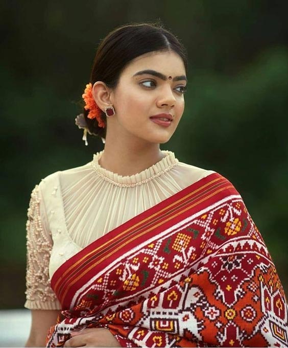 red saree with blouse 13