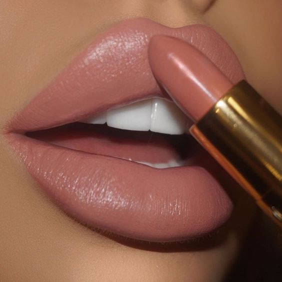 nude lipstick