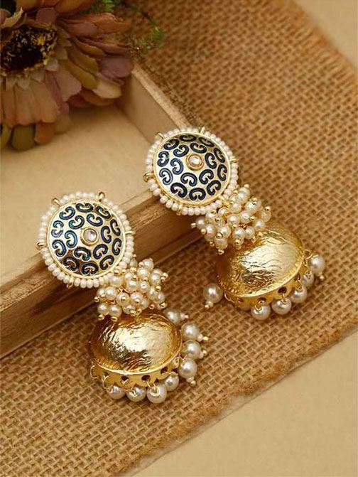 Gold And Pearl Jhumka Design