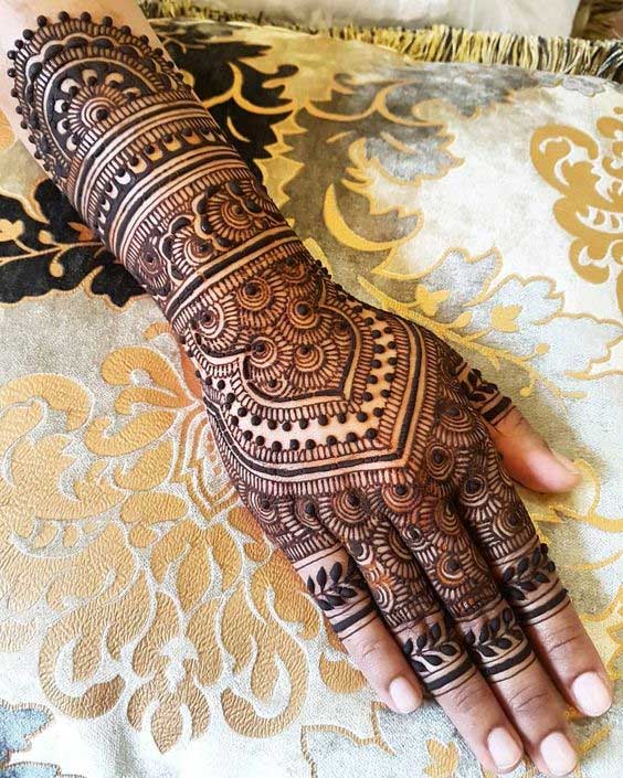 Back Hand Mehandi Design