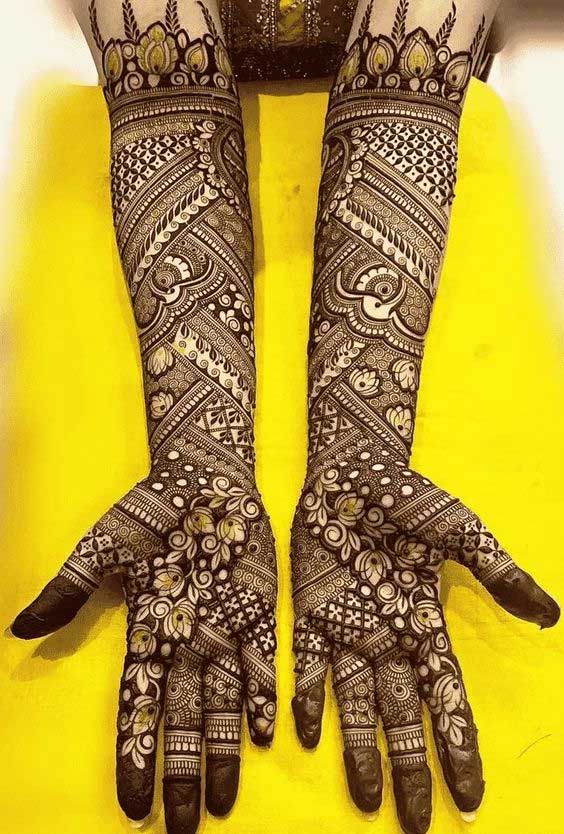 Cross Pattern Mehandi Design