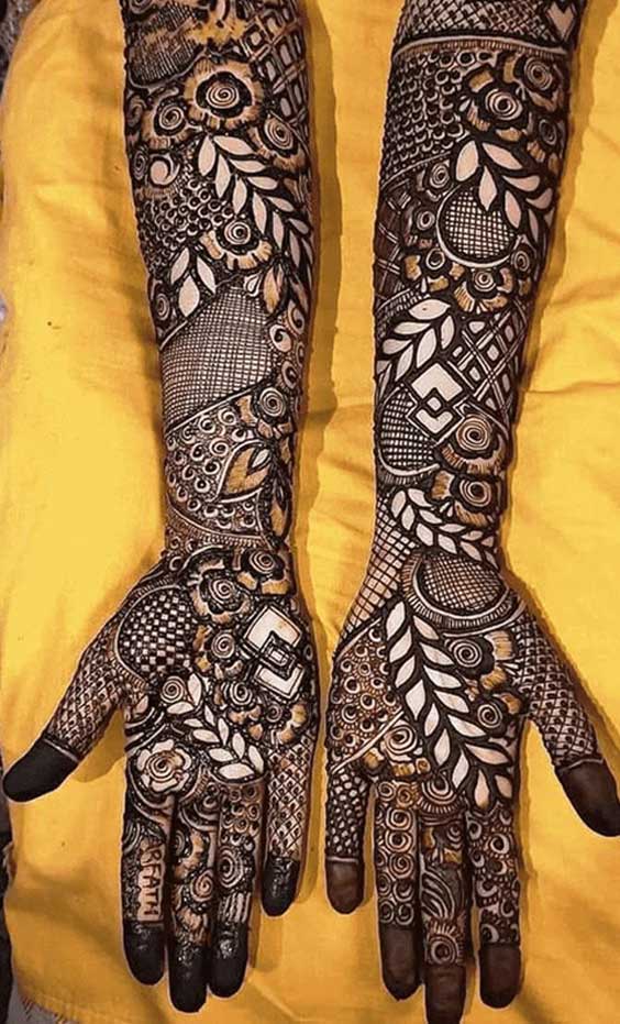  Leaf Pattern Mehandi Design  