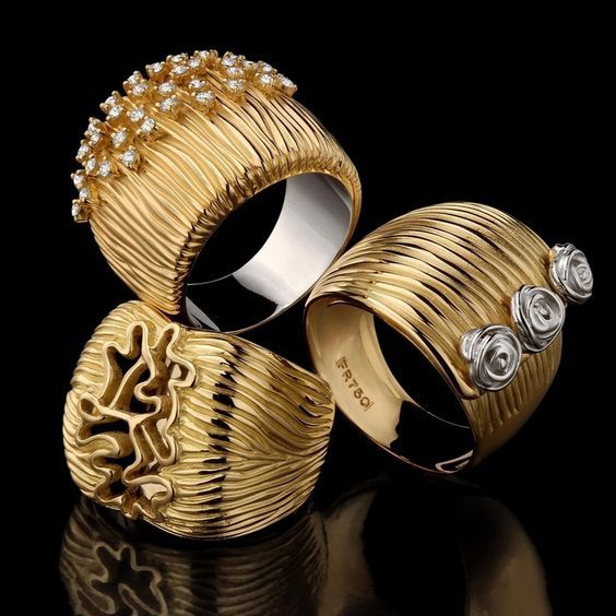 Stylish Gold Ring Designs 