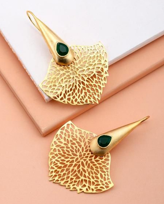 Green Stone Studded Earrings 