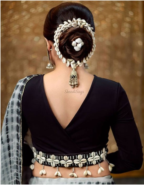 Seashell Work Velvet Blouse Design