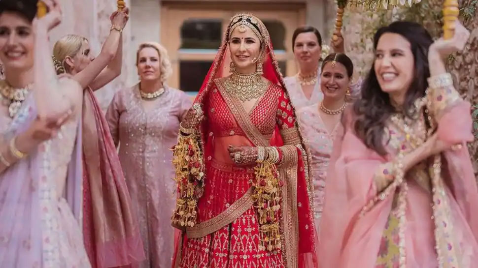 Katrina Kaif with her bridesmaids