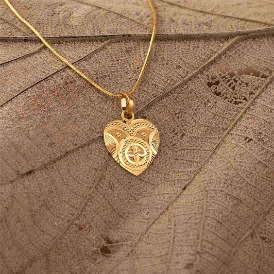 Heart Shape Plain Gold Pendant