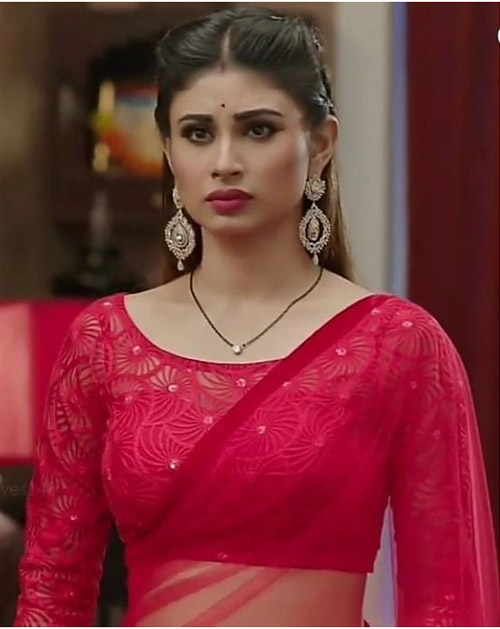 Mouni Roy
