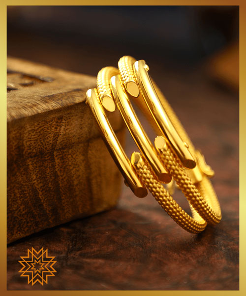 Stylish Gold Bangles