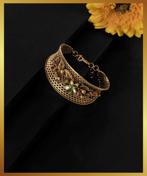 Traditional Gold Ring