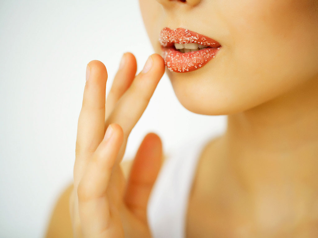 Lips Exfoliation