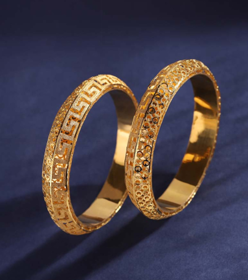 Semi Circular Gold Bangle Design