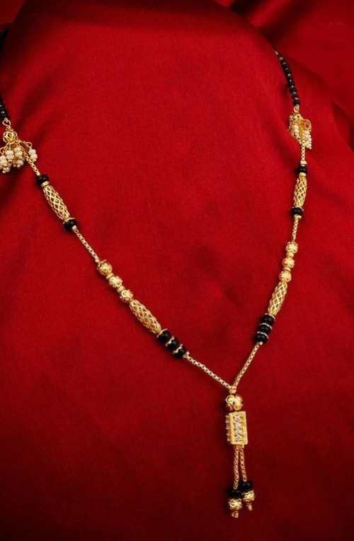 Short Gold Mangalstura