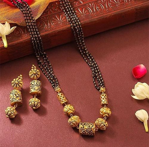 Necklace Style Gold Mangalstura