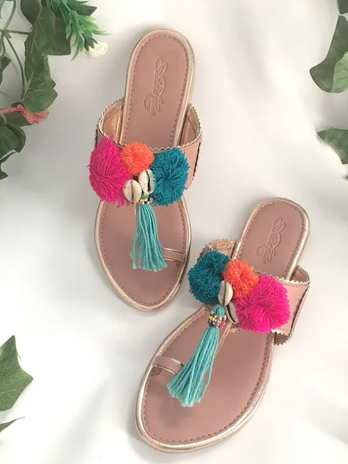 Kolhapuri With Pom-Pom