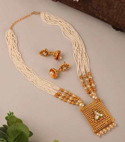Antique Pearl Necklace