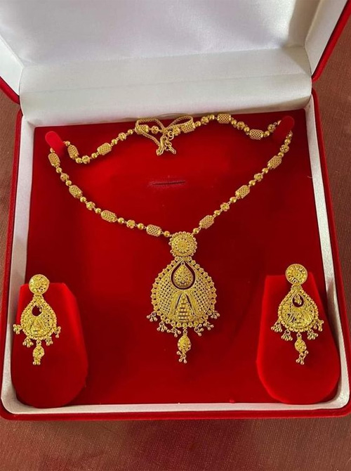 Gold Plated Locket Style Necklace