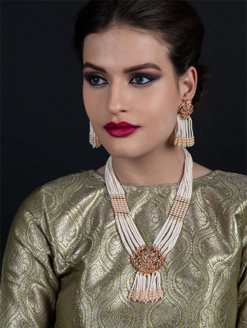 Pearl Necklace With Matching Earrings