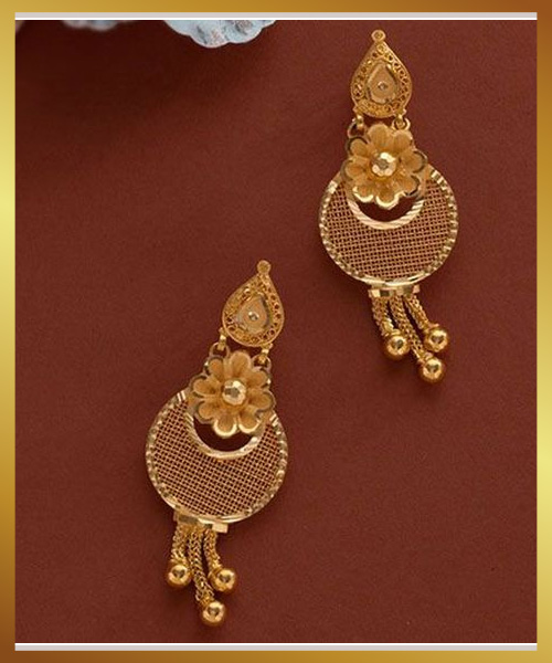 Plain And Jaal Design Drop Gold Earrings