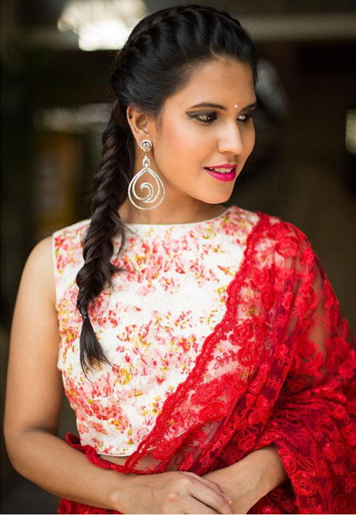 Printed Sleeveless White Blouse