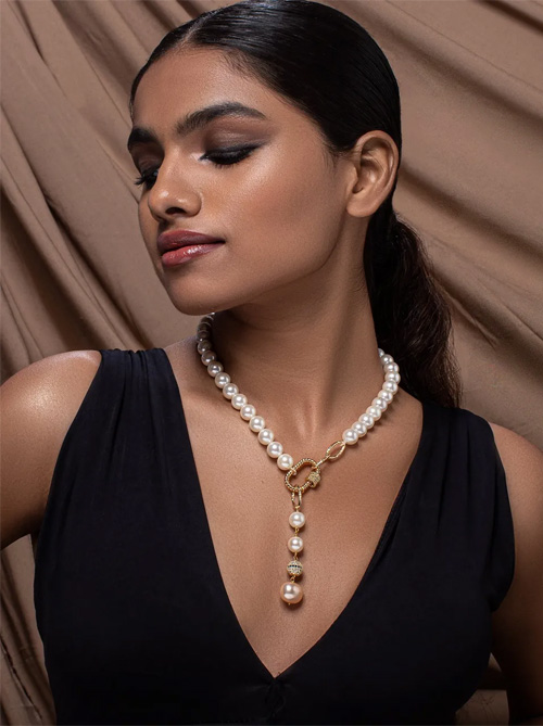 Stylish Pearl Necklace