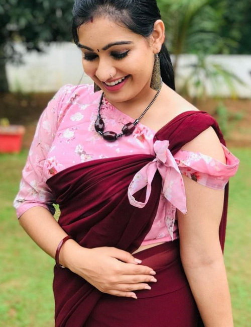 Maroon Saree And Light Pink Blouse