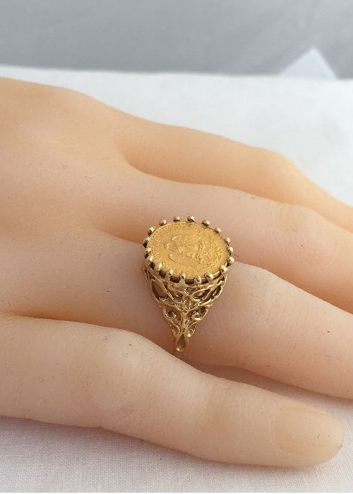 Coin Style Gold Ring
