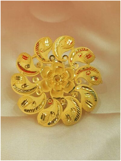 Paisley Shape Round Gold Ring