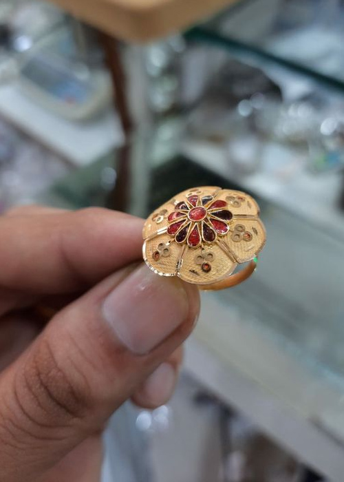 Round Floral Gold Ring