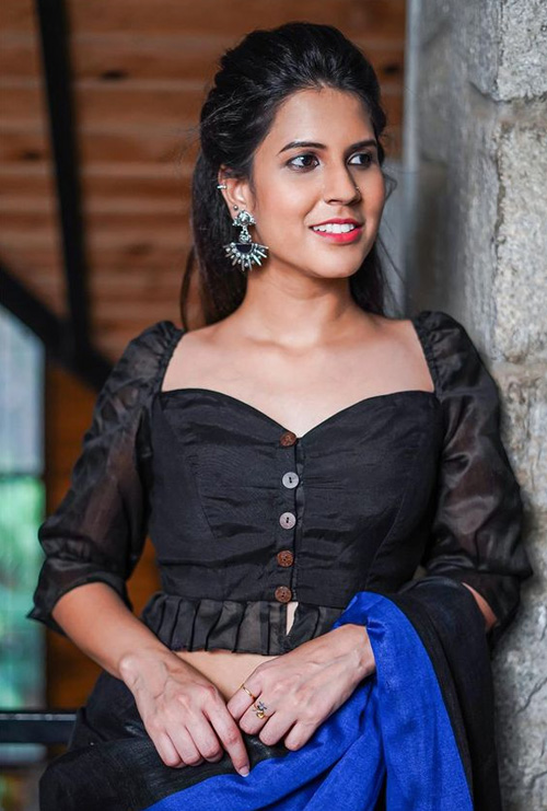 Sweetheart Neckline Blouse