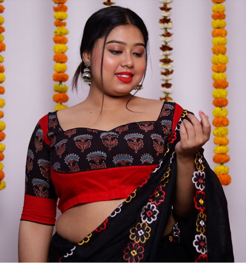 sweetheart neckline blouse
