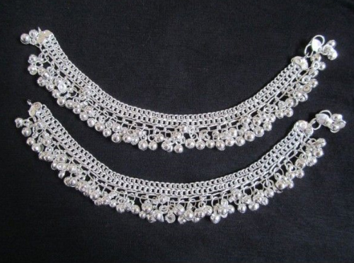 Broad Shape Silver Anklets