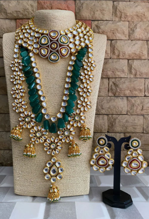 Gold Plated Kundan Bridal Set In Green